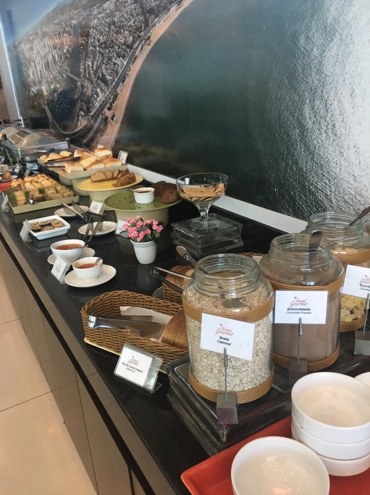 Café da manhã variado